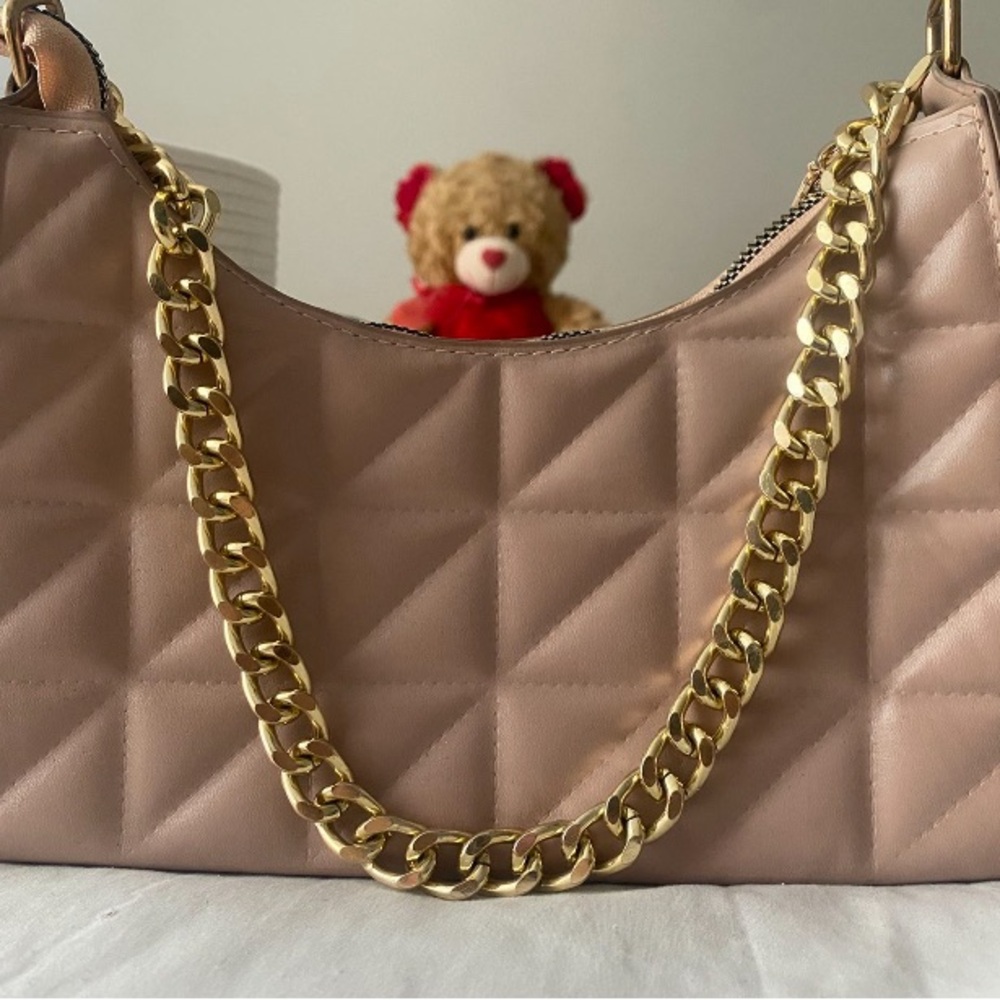 Elegant Quilted Tan Handbag with Gold Chain